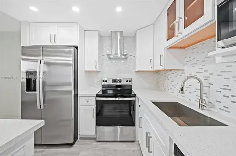 159 Brittany D Delray Beach FL 33446