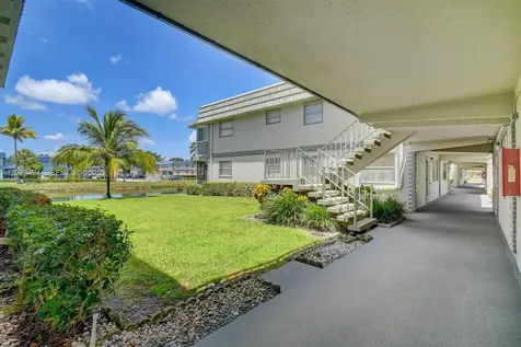159 Brittany D Delray Beach FL 33446