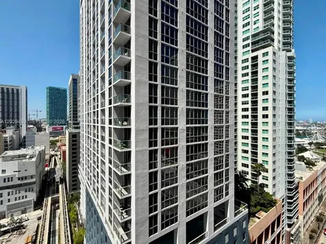 133 NE 2nd Avenue Miami FL 33132