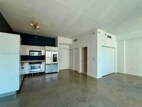 133 NE 2nd Avenue Miami FL 33132