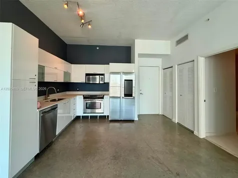 133 NE 2nd Avenue Miami FL 33132