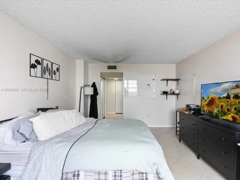 2801 NE 183rd Street Aventura FL 33160