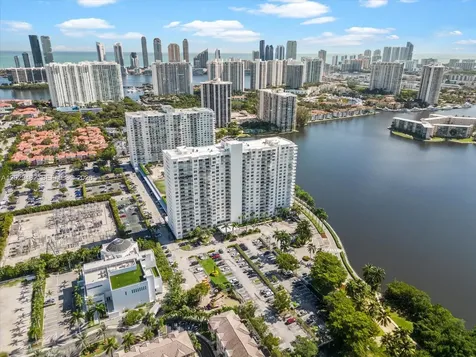 2801 NE 183rd Street Aventura FL 33160