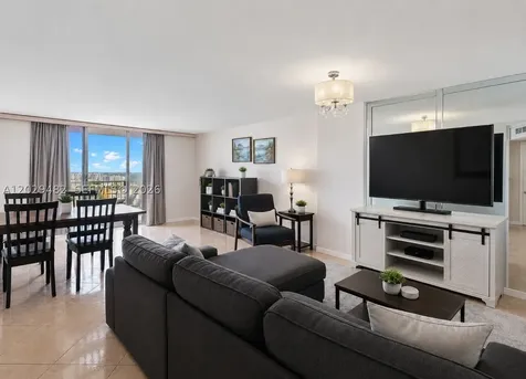 2801 NE 183rd Street Aventura FL 33160