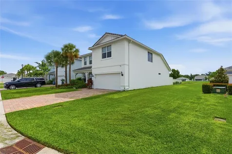 5322 Yellow Water Lily Court Lake Worth FL 33467