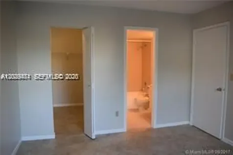 8260 SW 210th Street Cutler Bay FL 33189