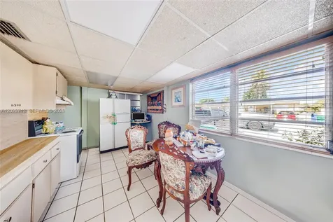 3532 NW 4th Terrace Miami FL 33125