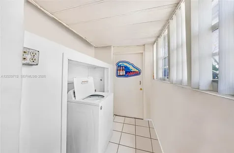 3532 NW 4th Terrace Miami FL 33125