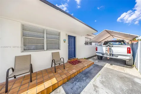 3532 NW 4th Terrace Miami FL 33125