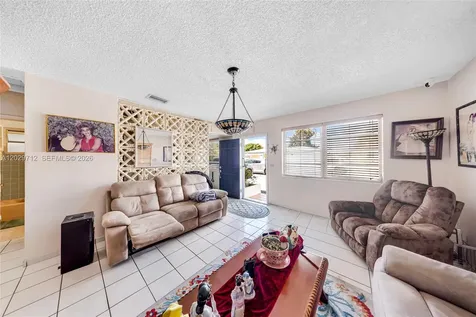 3532 NW 4th Terrace Miami FL 33125