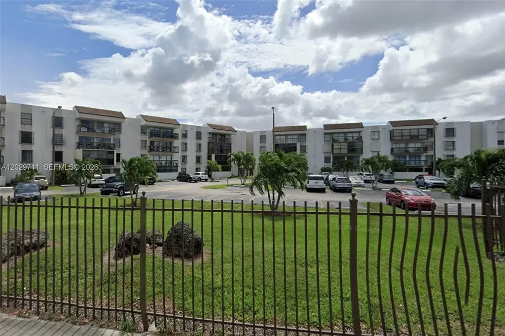 1300 SW 122nd Avenue Miami FL 33184