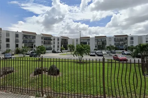 1300 SW 122nd Avenue Miami FL 33184