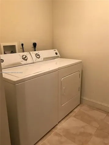 510 NW 84 Th Avenue Plantation FL 33324