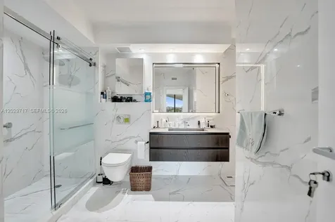 20281 E Country Club Drive Aventura FL 33180