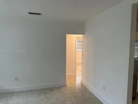 7073 SW 4th Street Miami FL 33144