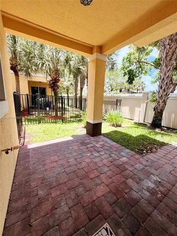 6950 Long Pine Circle Coconut Creek FL 33073