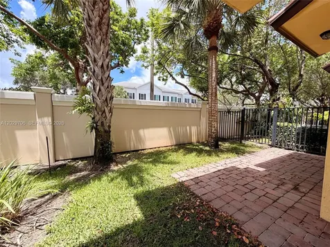 6950 Long Pine Circle Coconut Creek FL 33073