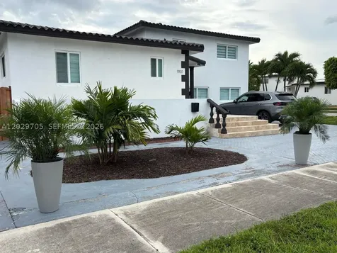 1900 SW 83rd Avenue Miami FL 33155