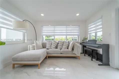 1900 SW 83rd Avenue Miami FL 33155