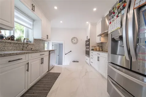 1900 SW 83rd Avenue Miami FL 33155