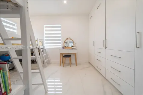 1900 SW 83rd Avenue Miami FL 33155
