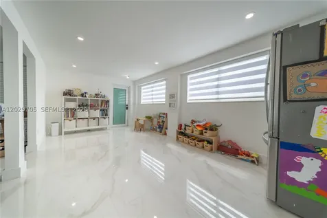 1900 SW 83rd Avenue Miami FL 33155