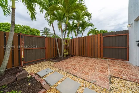 1900 SW 83rd Avenue Miami FL 33155