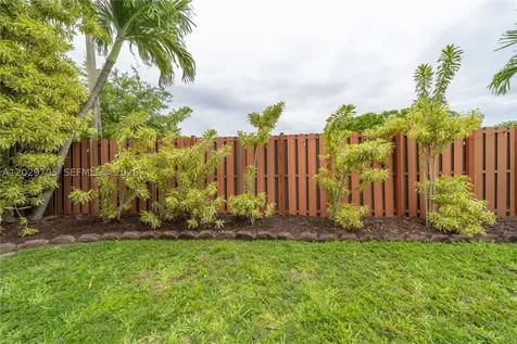 1900 SW 83rd Avenue Miami FL 33155
