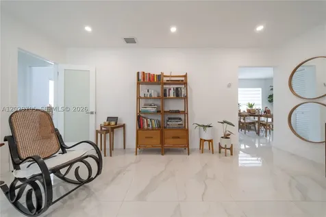 1900 SW 83rd Avenue Miami FL 33155