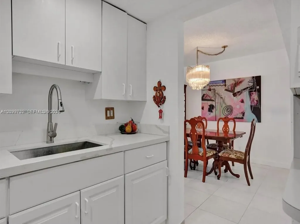 1160 N Federal Highway Fort Lauderdale FL 33304