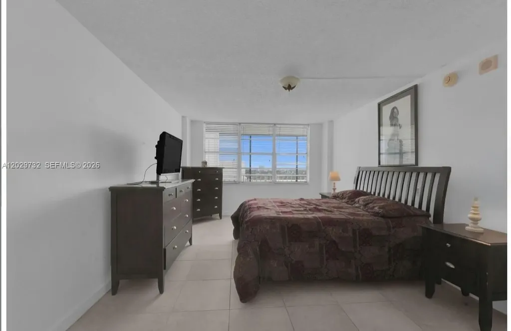 1160 N Federal Highway Fort Lauderdale FL 33304