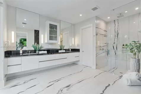907 Witherspoon Lane Delray Beach FL 33483