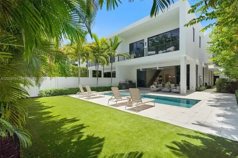 907 Witherspoon Lane Delray Beach FL 33483