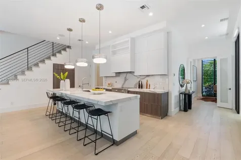 907 Witherspoon Lane Delray Beach FL 33483