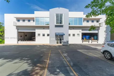 2100 NW 102nd Place Doral FL 33172