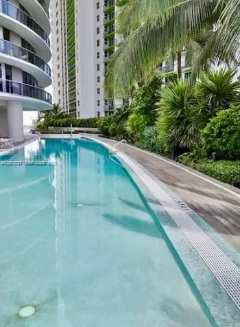 488 NE 18th Street Miami FL 33132