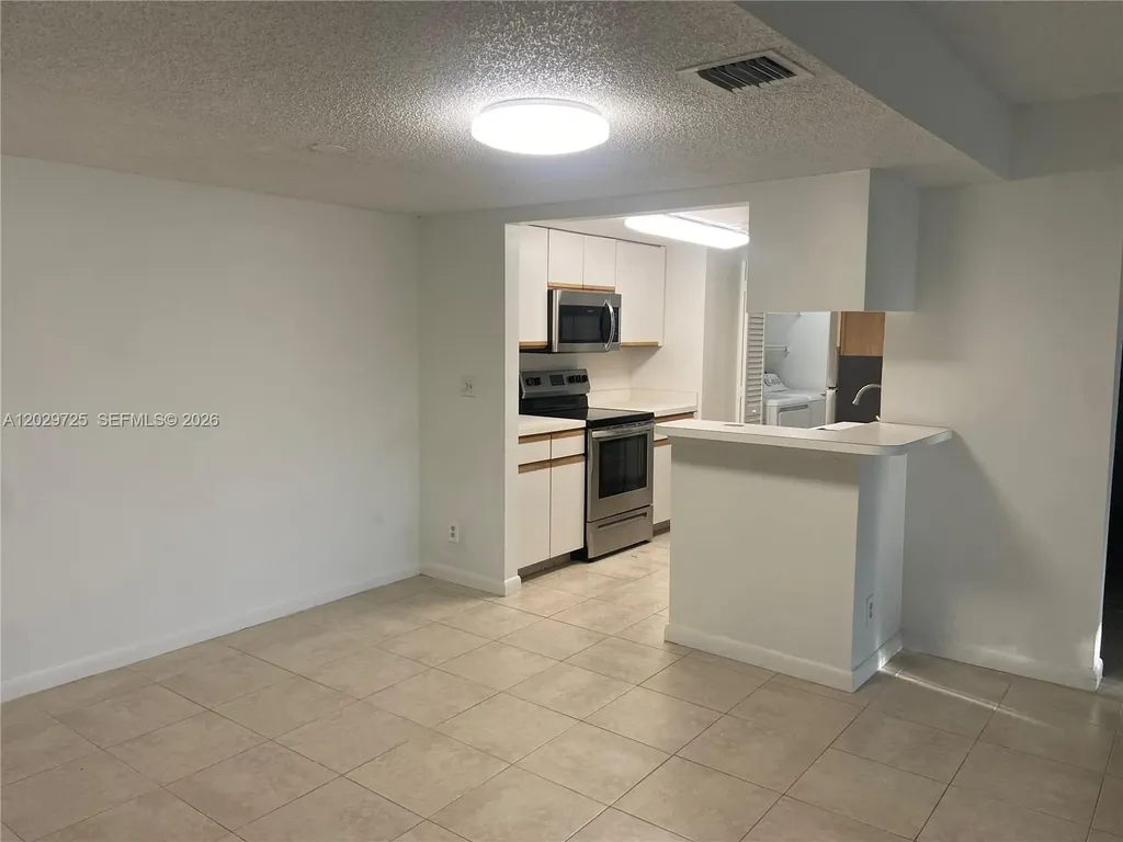9811 Westview Drive Coral Springs FL 33076