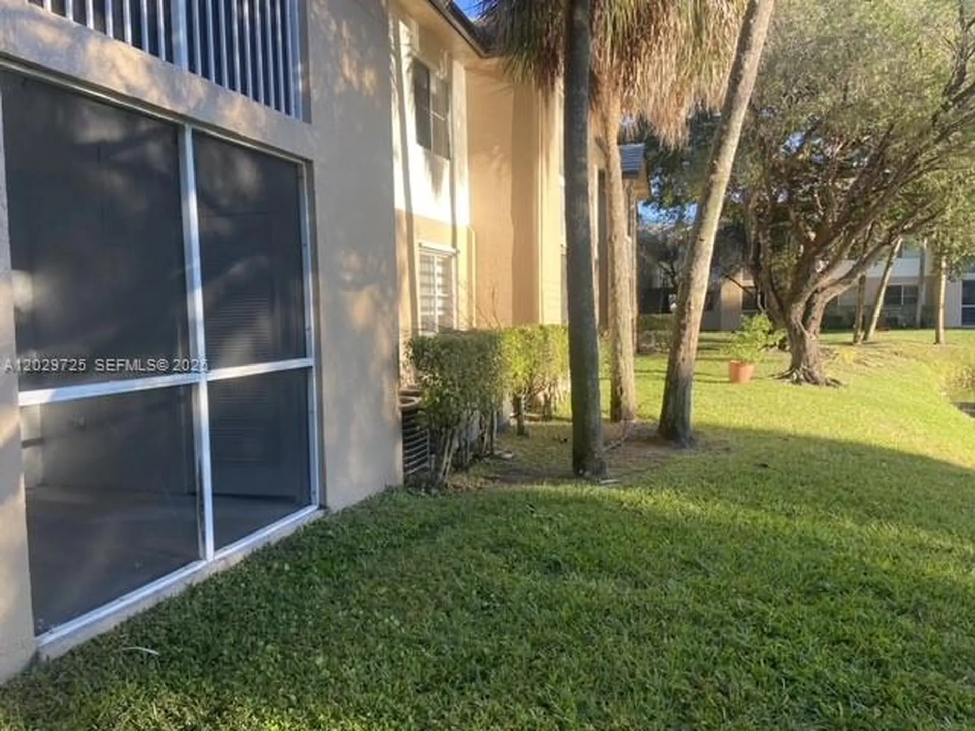 9811 Westview Drive Coral Springs FL 33076