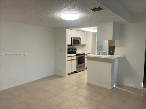 9811 Westview Drive Coral Springs FL 33076