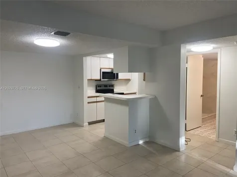 9811 Westview Drive Coral Springs FL 33076