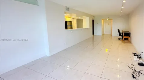 800 Parkview Drive Hallandale Beach FL 33009