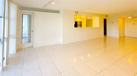 800 Parkview Drive Hallandale Beach FL 33009