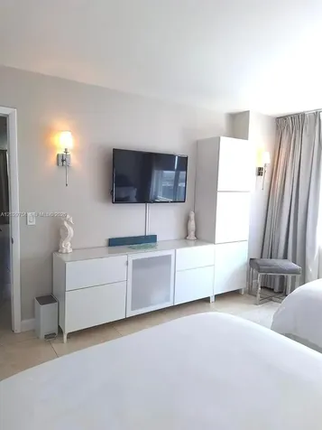 2201 S Ocean Drive Hollywood FL 33019