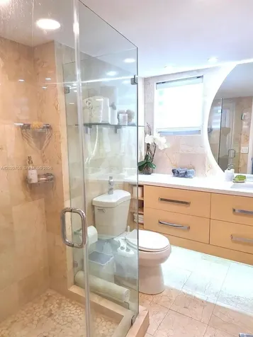 2201 S Ocean Drive Hollywood FL 33019