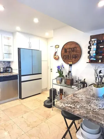 2201 S Ocean Drive Hollywood FL 33019