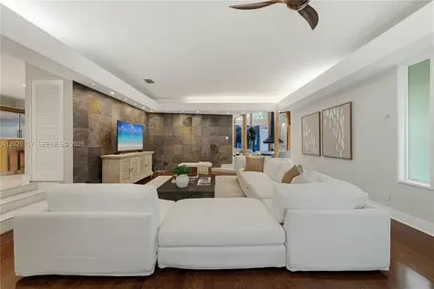 13300 SW 69th Avenue Pinecrest FL 33156