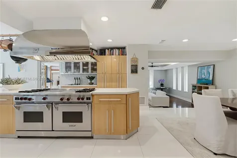 13300 SW 69th Avenue Pinecrest FL 33156