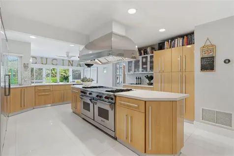 13300 SW 69th Avenue Pinecrest FL 33156