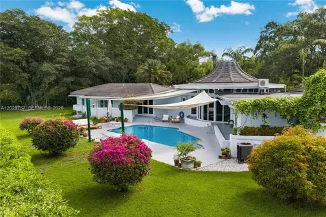13300 SW 69th Avenue Pinecrest FL 33156