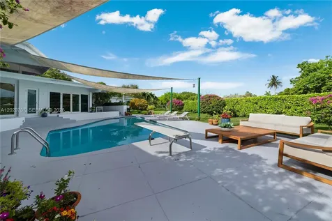 13300 SW 69th Avenue Pinecrest FL 33156